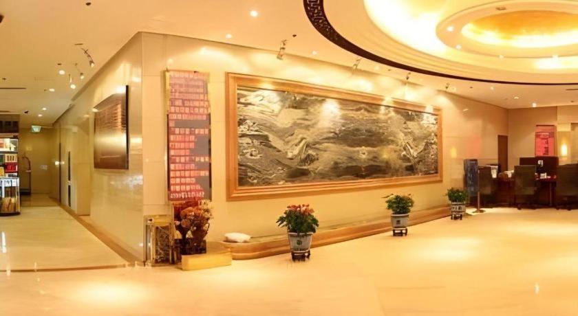 Beijing Ruyi Business Hotel Pequim Exterior foto